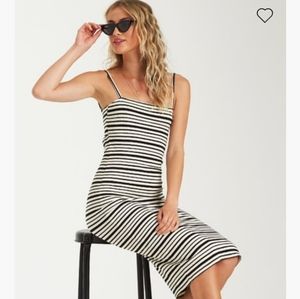 NWT Billabong Midnight Tropic Midi Dress